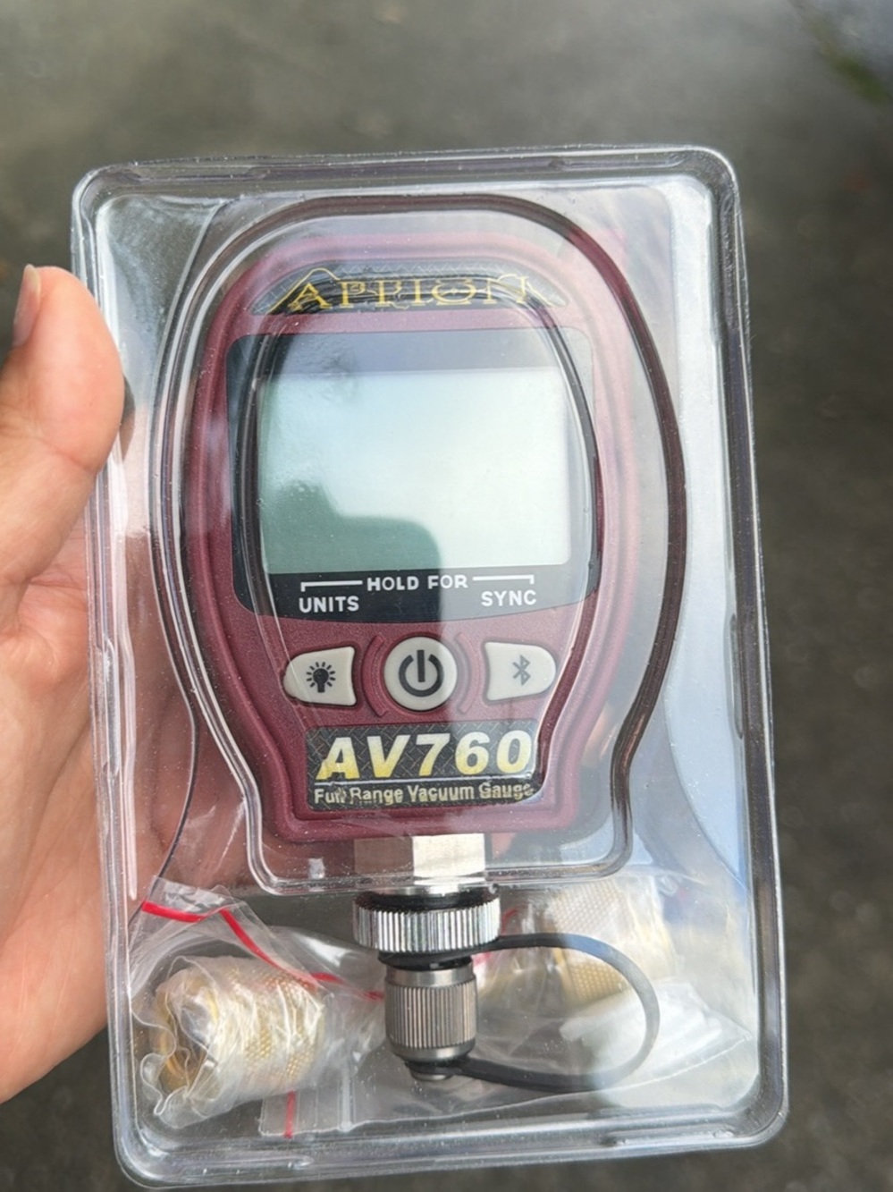 AV760 Digital Vacuum Gauge - Burgundy